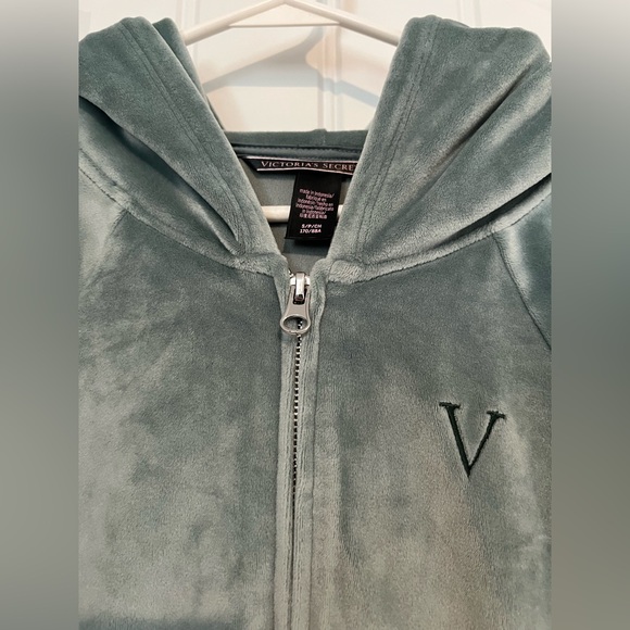 Victoria’s Secret Velour Zip-Up Hoodie Jacket Green Size Small - Picture 6 of 6